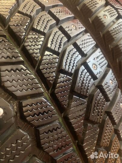 Колеса с резиной в сборе 225/50/17