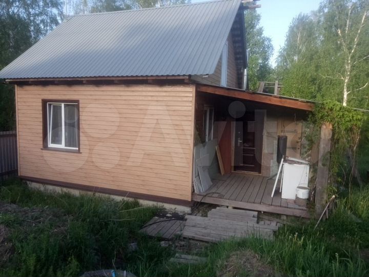 Дом 30 м² на участке 6 сот.