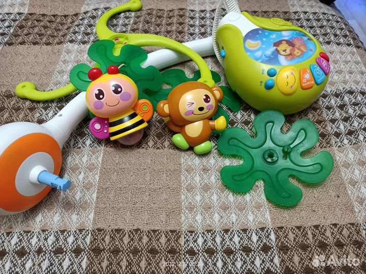 Мобиль для детской кроватки