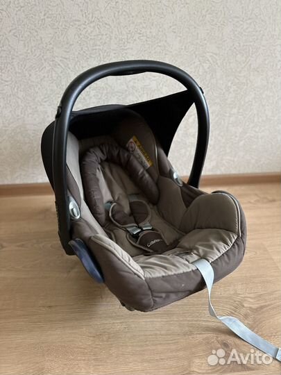 Автолюлька maxi cosi cabriofix 0+