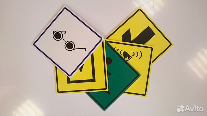 Вывеска Брайлем, знаки для слепых