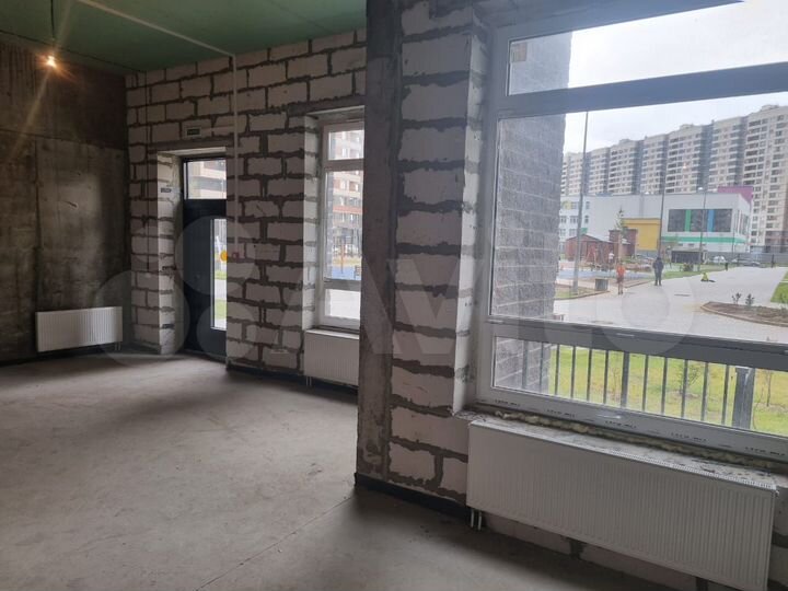 Двухстороннее помещение 86,3 м2