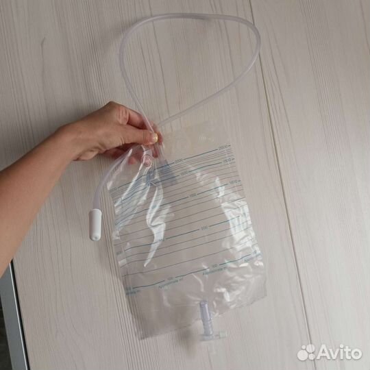 Мочеприëмник прикроватный