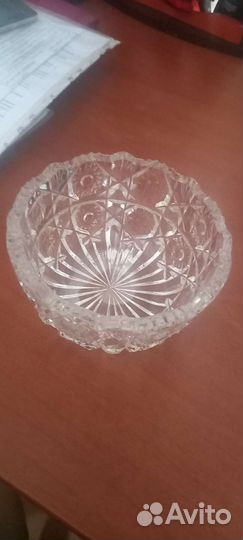 Хрустальная ваза