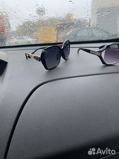 Солнцезащитные очки