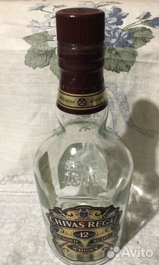 Бутылка из под виски Chivas Regal 2014 года