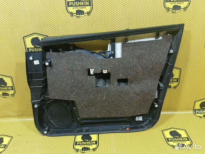 Обшивка двери передней левой Nissan Murano