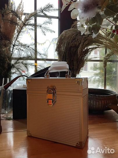 Алюминевый кейс для 7ми дюймовых пластинок