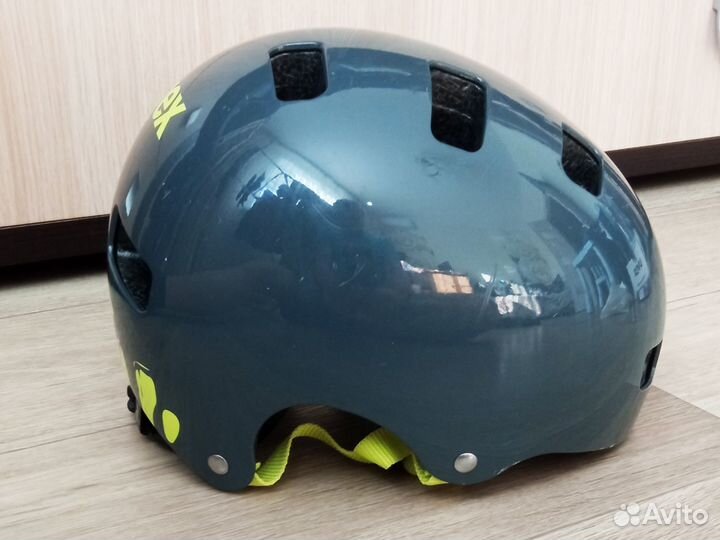 Детский шлем Uvex (Германия), велосипеды, ролики