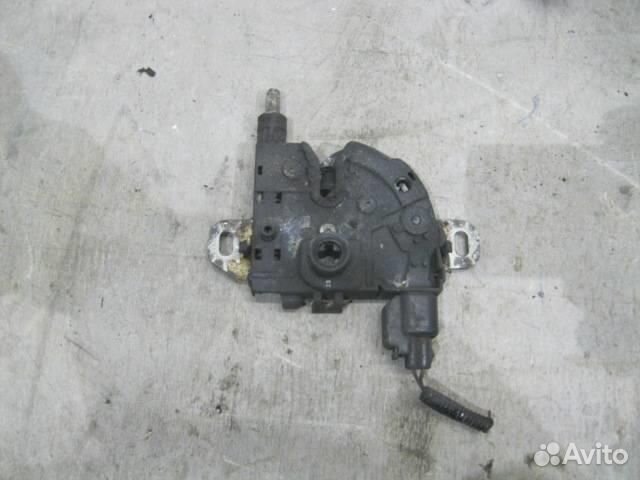 Замок капота от Ford Focus II 2008-2011