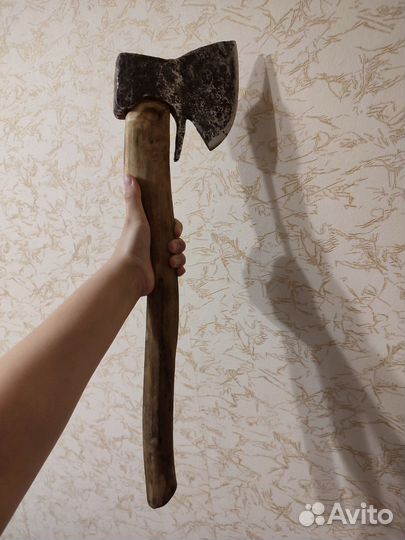Топор кованый