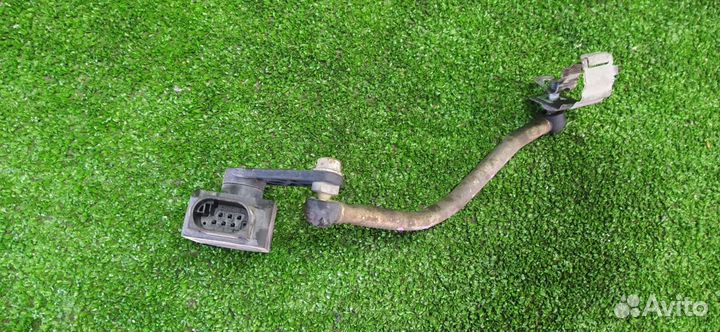 Датчик высоты дорожного просвета передний Bmw X3