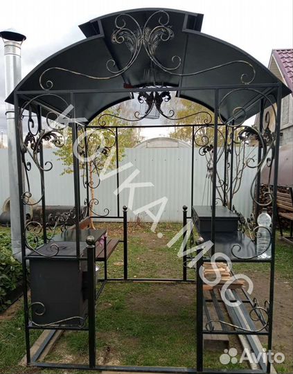 Беседка с мангалом