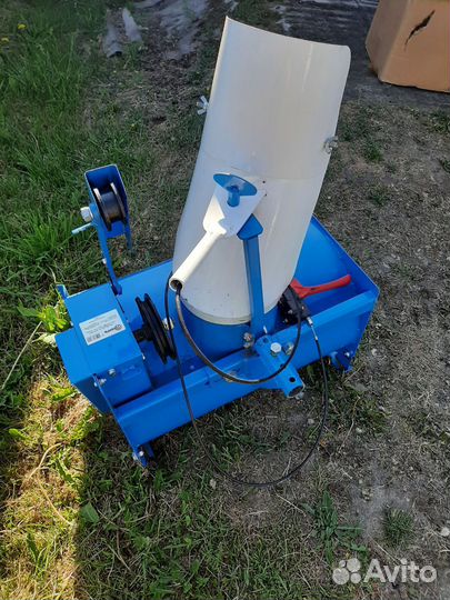 Снегоуборщик для мотоблока нева