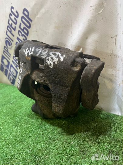 Суппорт передний левый Ford Mondeo 4 универсал 2.0