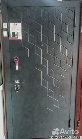 Входная дверь Феникс бетон графит / бетон снежный