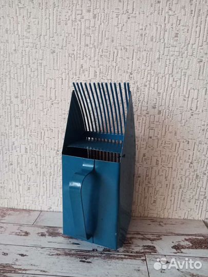 Совок для сбора ягод