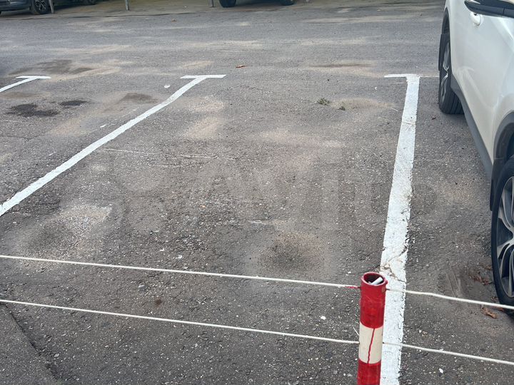 Машиноместо, 15 м²