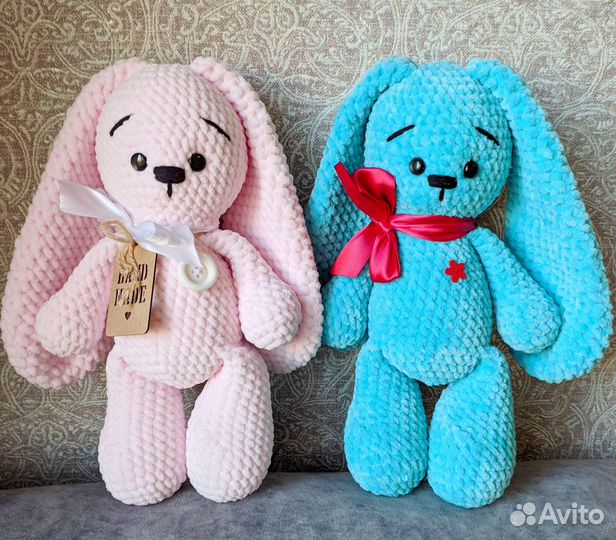 Заяц плюшевый большой, вязаная игрушка, 30-33 см