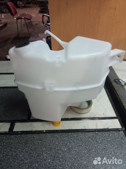 Бачок стеклоомывателя Toyota Camry 2arfe