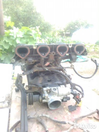 Впускной коллектор волга,газель двс крайслер