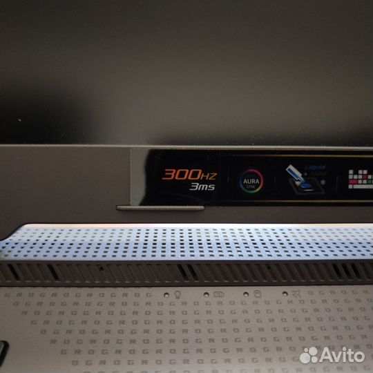 Asus Rog Strix 17.3-300hz/RTX 3070 8gb