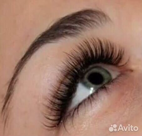 Наращивание ресниц и оформление бровей