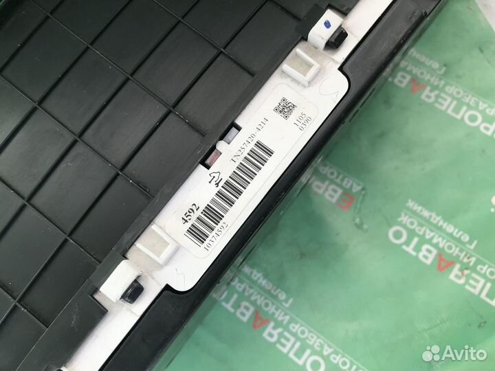 Панель приборов 3,6 Cadillac STS 2005-2011