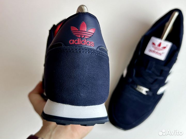 Кроссовки мужские Adidas Classics (замша) 41-46 си