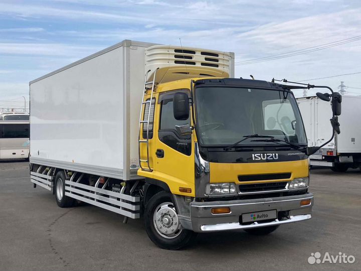 Isuzu Forward (F-Series), 2005