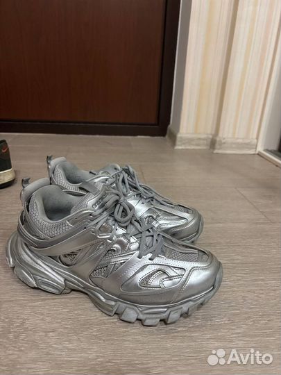 Balenciaga track 1 silver/metalic