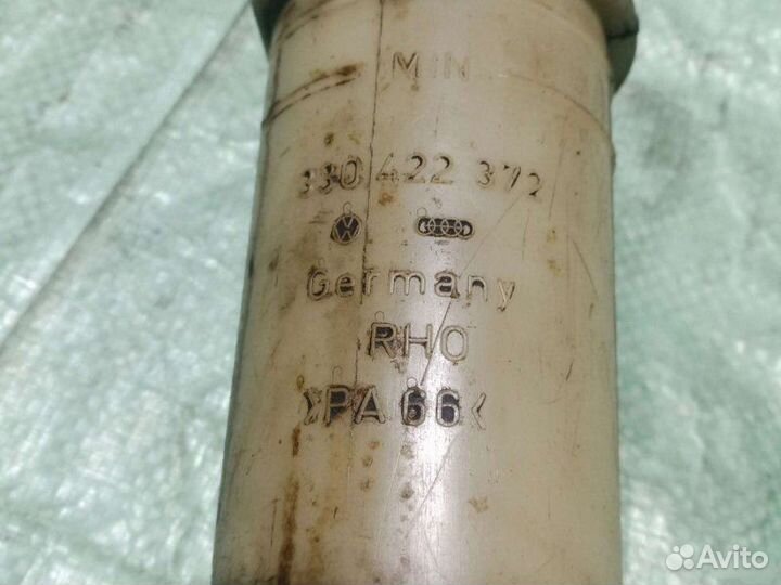 Бачок гидроусилителя Volkswagen Passat B3