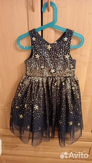 Платье праздничное