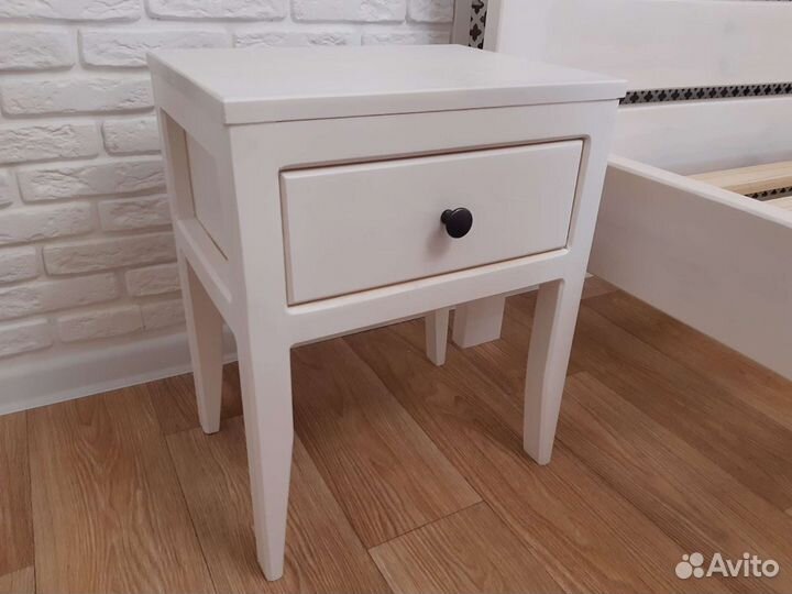 Прикроватная тумба
