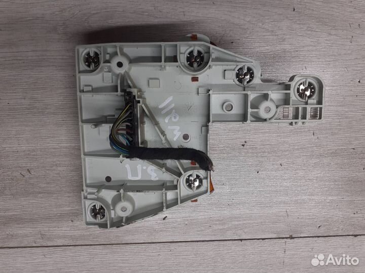 Плата заднего фонаря правого Mercedes W211 E