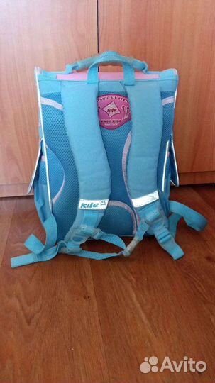 Рюкзак школьный с ортопедической спинкой