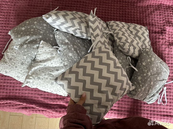 Бортики на кроватку