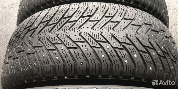 Nokian Tyres Hakkapeliitta 8 225/55 R17