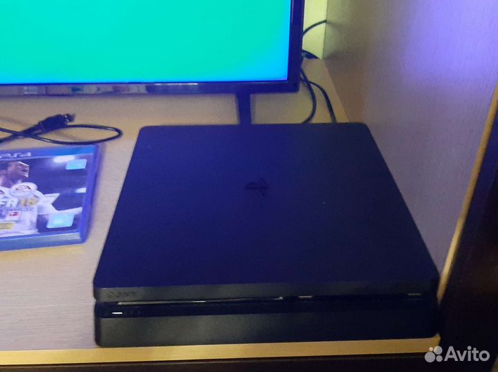 Sony PS4 slim 1tb