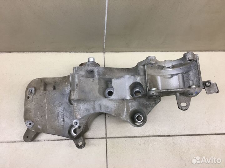 Кронштейн генератора Logan 2005-2014