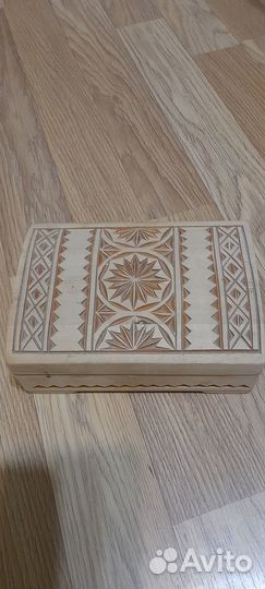 Деревянные шкатулки