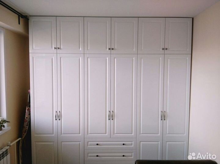 Шкаф распашной индивидуальный подход