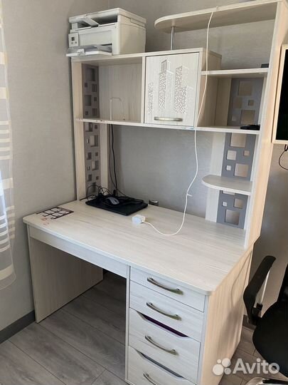 Мебель в детскую комнату для девочки