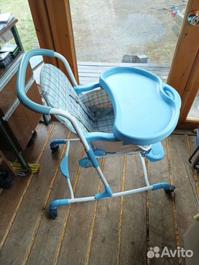 Детский столик для кормления