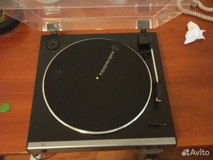 Виниловый проигрыватель AT-LP60Xusb белый