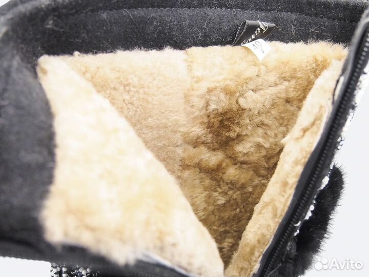 Унты женские мужские много