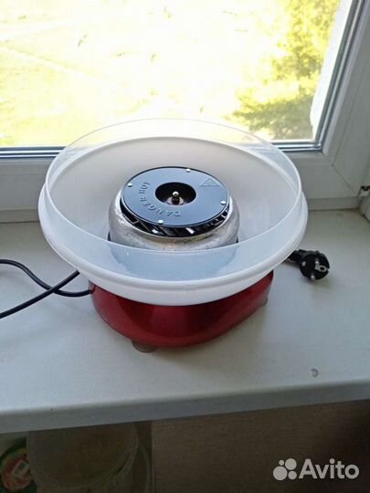 Прибор для приготовления сахарной ваты