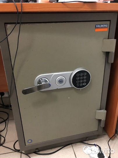 Вскрытие замков. Вскрытие авто. Замена Замков