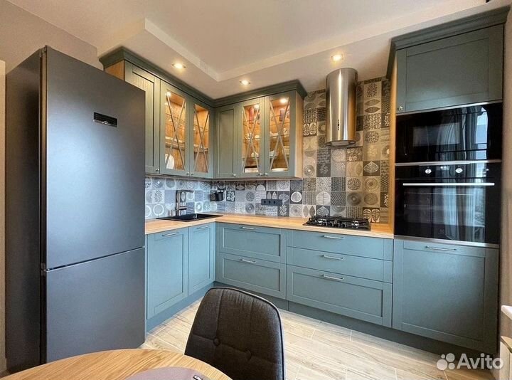 Кухня на заказ Двухрядная в Рассрочку