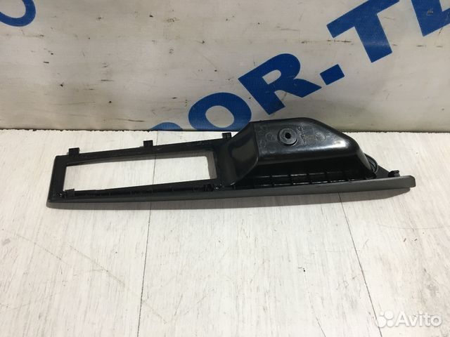 Накладка двери LADA vesta SW Cross 1.8 мт